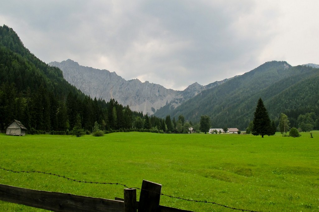 117 Unterhalb vom Bodenbauer kommen wir zum Meerauge.jpg